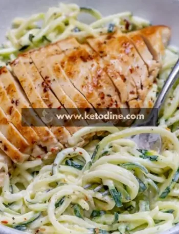 Keto Chicken Alfredo (zucchini noodles)