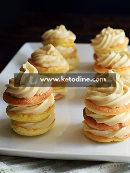 Keto Mini Vanilla Cloud Cakes