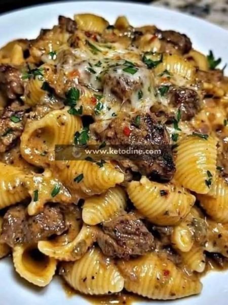 Creamy Paprika Steak Shells