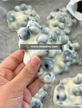 frozen blueberry Greek yogurt clusters