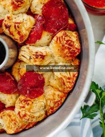 Pepperoni and Mozzarella Pull-Apart Bread