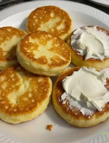 Crispy Cottage Cheese Breakfast Rounds