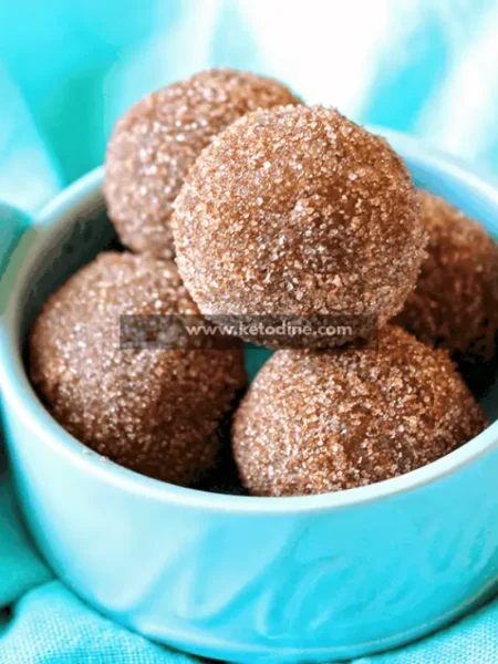 Keto Cinnamon Sugar Donut Holes