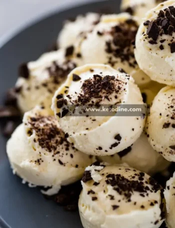 Keto Cheesecake Fat Bombs