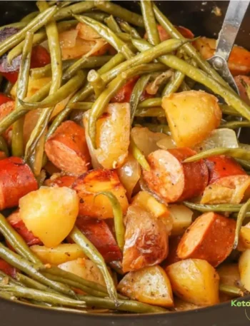 Slow Cooker Sausage and Green Beans
