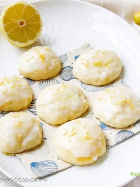 freshly baked lemon ricotta cookies