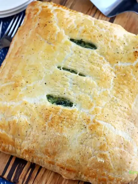 Spinach and Cheese Puff Pastry Squares