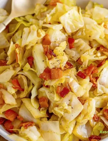 Fried Cabbage with Bacon