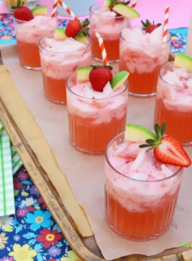 creamy strawberry apple punch