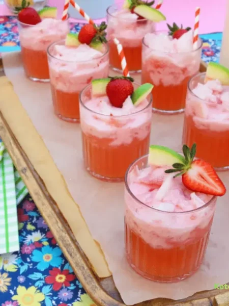creamy strawberry apple punch