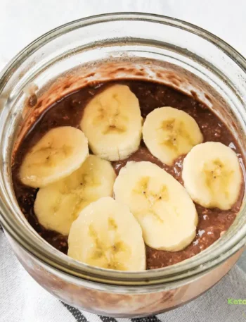 Chocolate Protein Overnight Oats