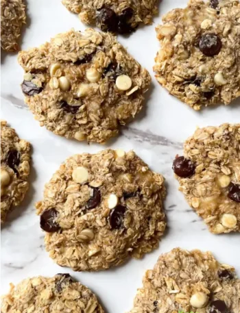 Banana, Coconut and Oat Cookies