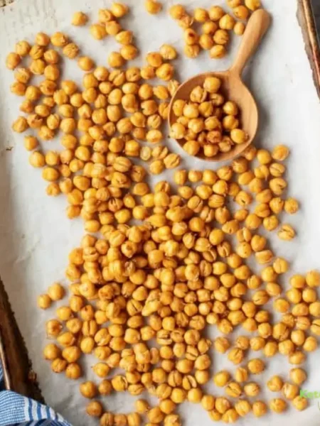 Crunchy Roasted Chickpeas