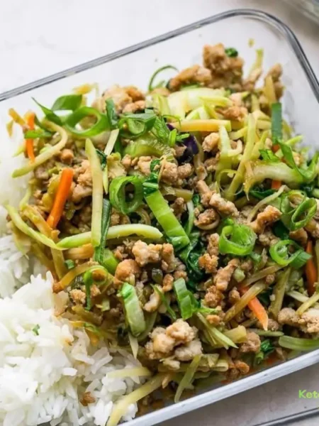 High-protein Chicken Egg Roll Bowl