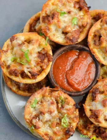 Keto Pizza Muffins