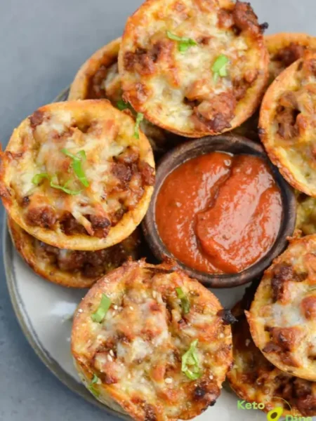 Keto Pizza Muffins