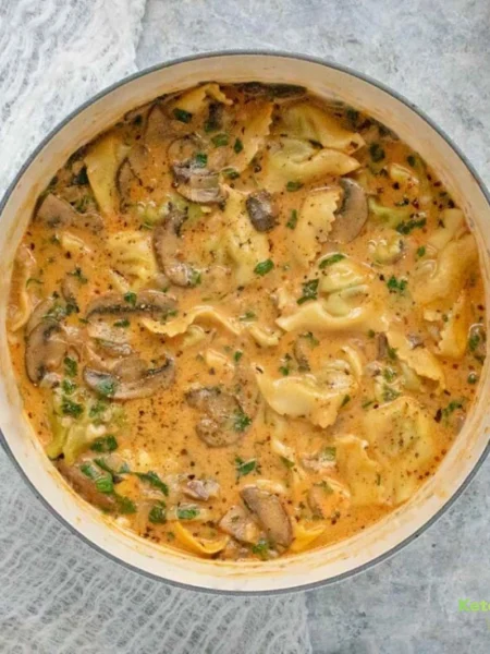 Creamy Mushroom Tortellini Soup