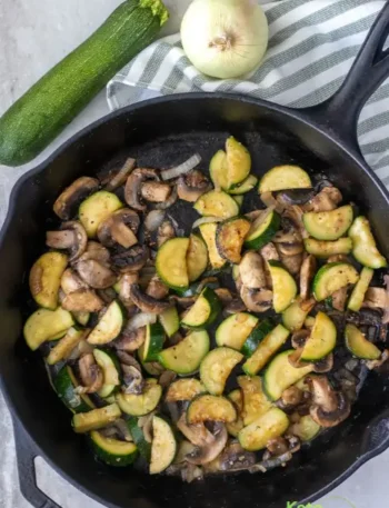 Quick Sautéed Zucchini and Mushrooms