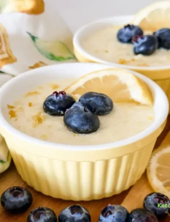 Protein Lemon Mousse with Blueberries