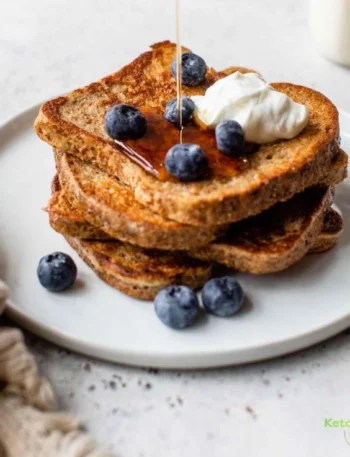 Protein French Toast w/ Greek Yogurt (26 grams)